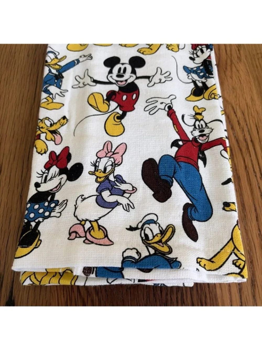 Disney Mickey Mouse And Friend Set Of 2 Kitchen Towels NWT 100% Cotton